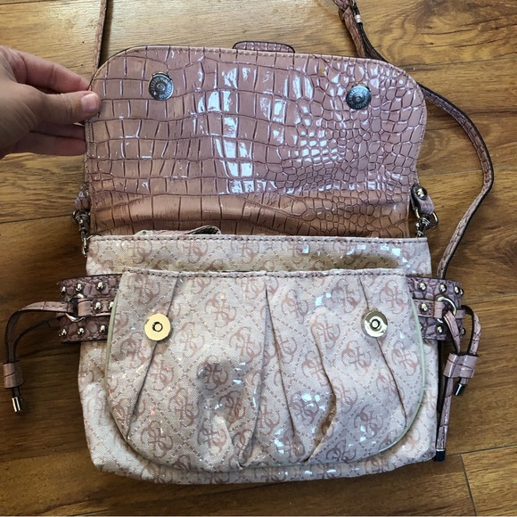 Y2K Guess Bag - Picture 3 of 9